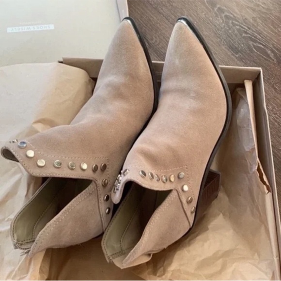 Marc Fisher Dayne Western Bootie - Picture 4 of 6